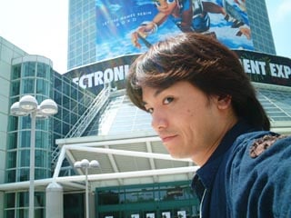File:Sakurai E3 2001.jpg